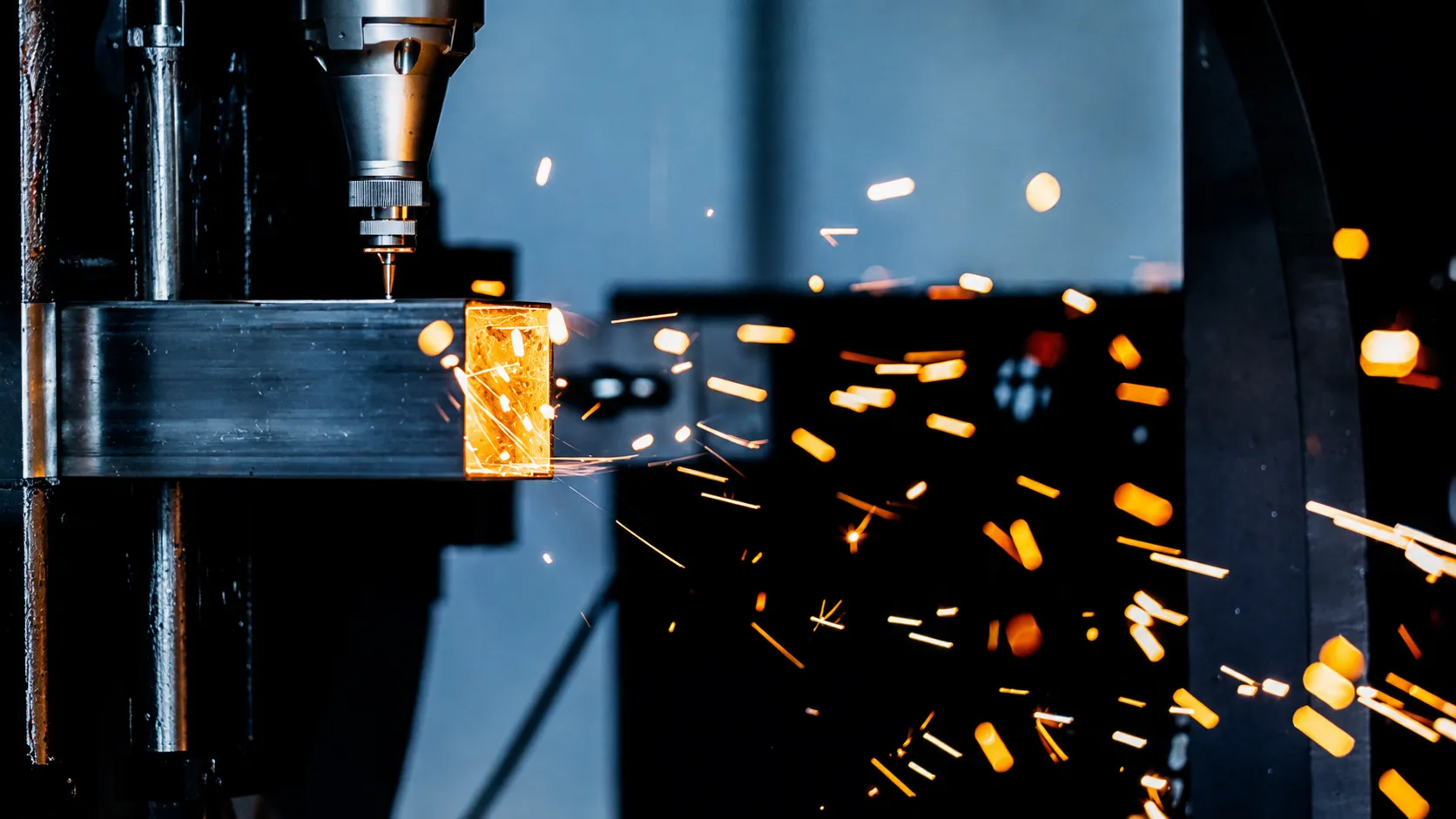 Nelotiv CNC manufacturing facility floor