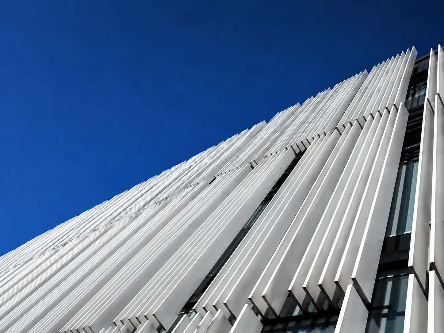 Aluminum heat sink panel
