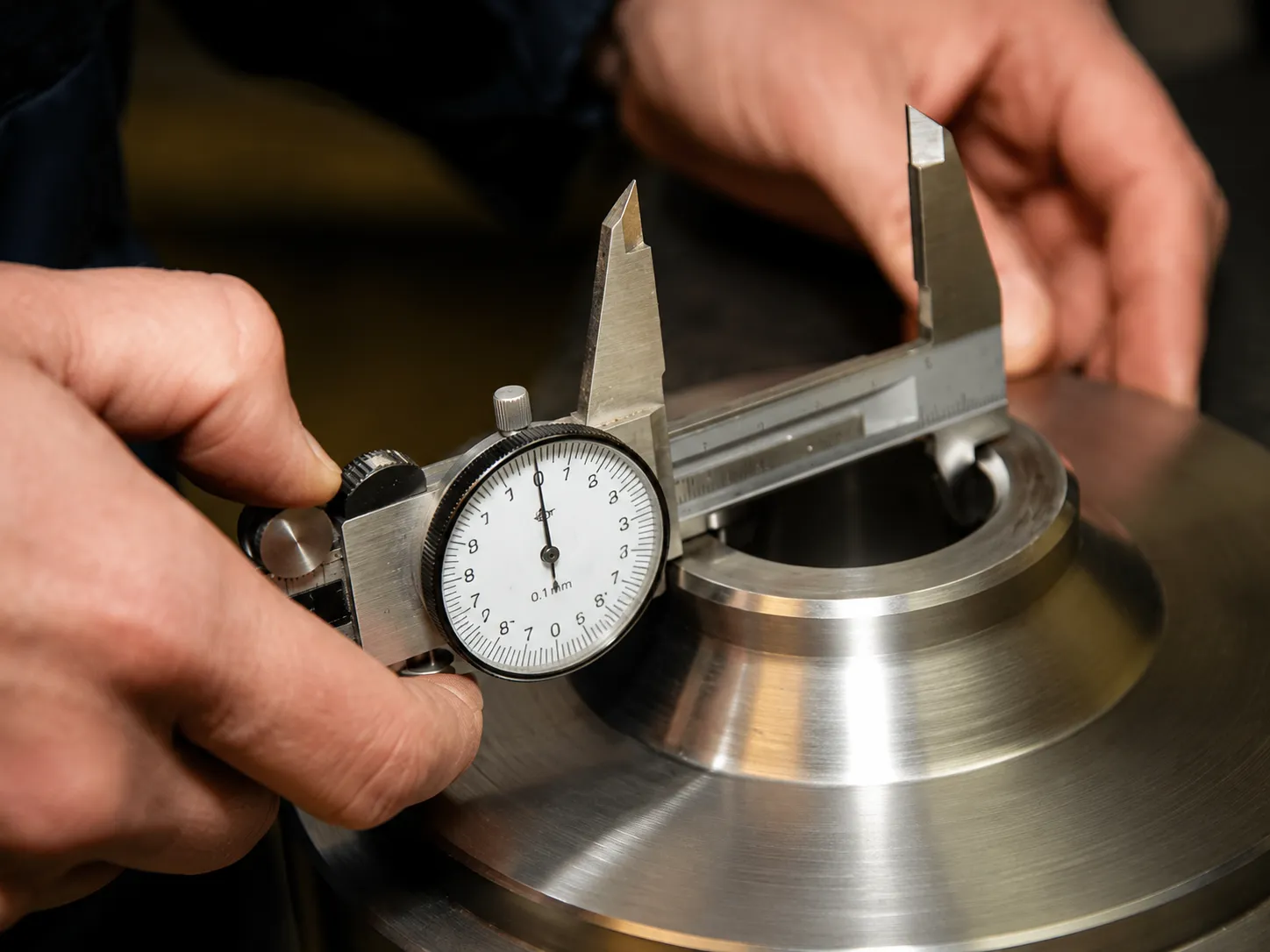 Calibrated hand measurement tools